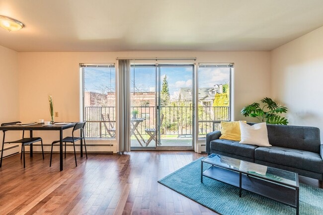 Photo - Hamlin Place