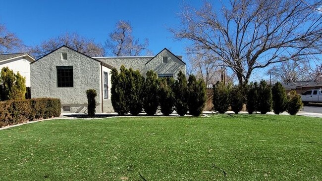 Spacious & Charming 2-Bed/2-Bath Home – Wa... - Spacious & Charming 2-Bed/2-Bath Home – Wa...