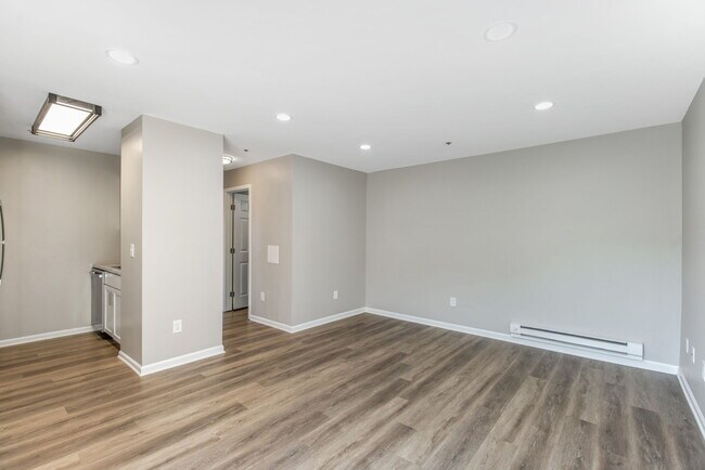 East Gate Apartments