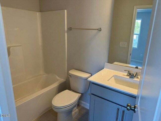 Photo - 451 Deercroft Dr