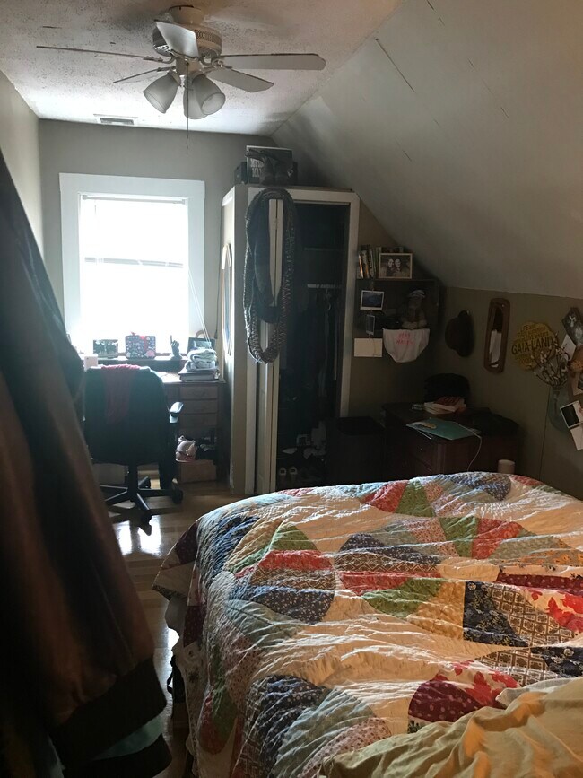 Photo - 48 Raymond Ave Unit 3