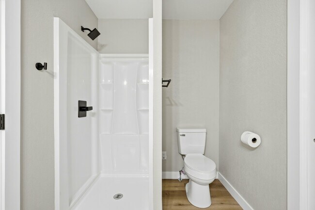 Photo - 2325 Yew St Unit A