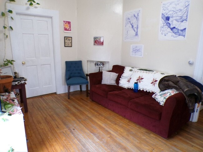 Photo - 15 Pond St Unit A