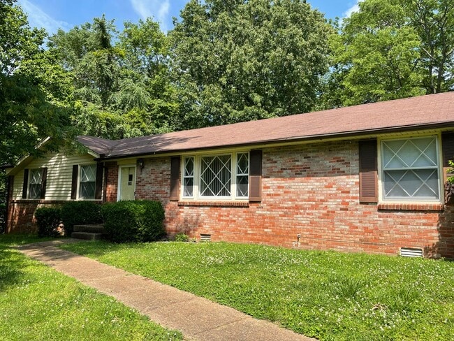 Photo - 230 Downer Dr