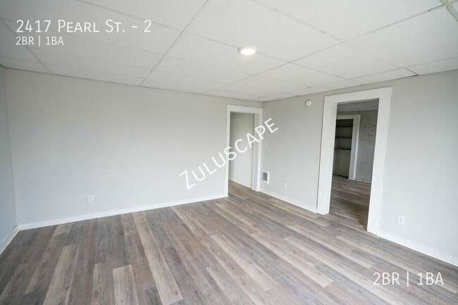 Photo - 2417 Pearl St