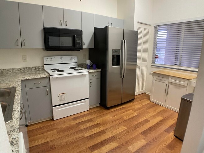 Photo - 5016 Rose Hill Dr Unidad 2-303