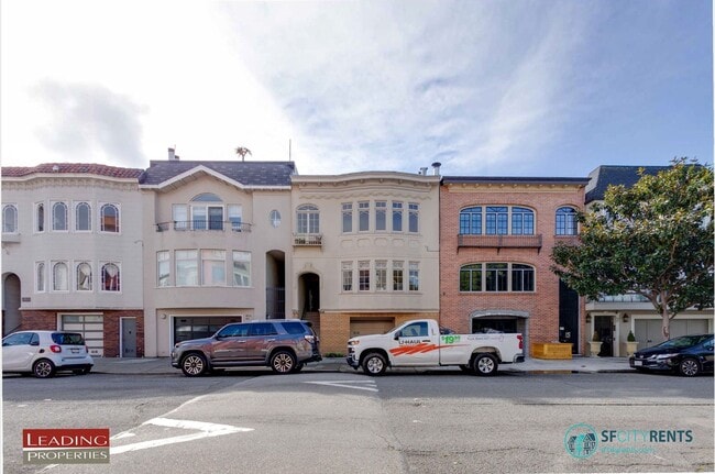 Building Photo - Marina: Immaculate Flat w/ 2 Bedrooms + Su... Unit 47 Cervantes Blvd. Rental