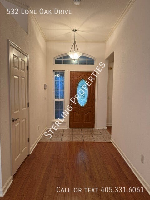 Photo - 532 Lone Oak Dr