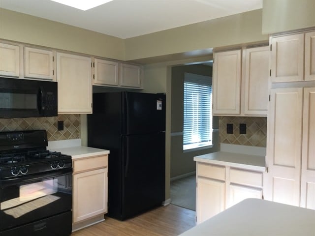 Photo - 13817 S Petersburg Dr