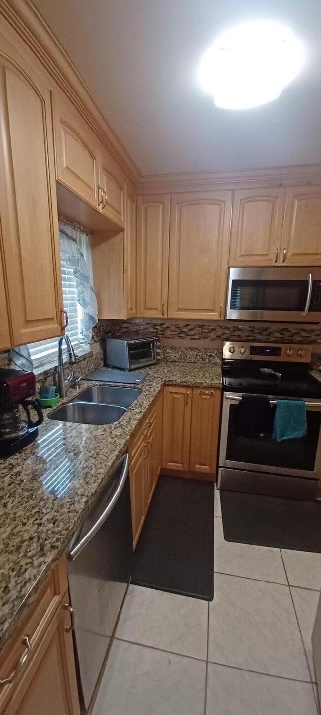 Photo - 2998 Sunrise Lakes Dr E Unit 121