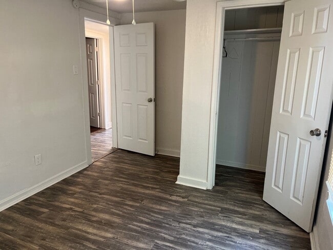 Photo - 2912 N Independence Ave