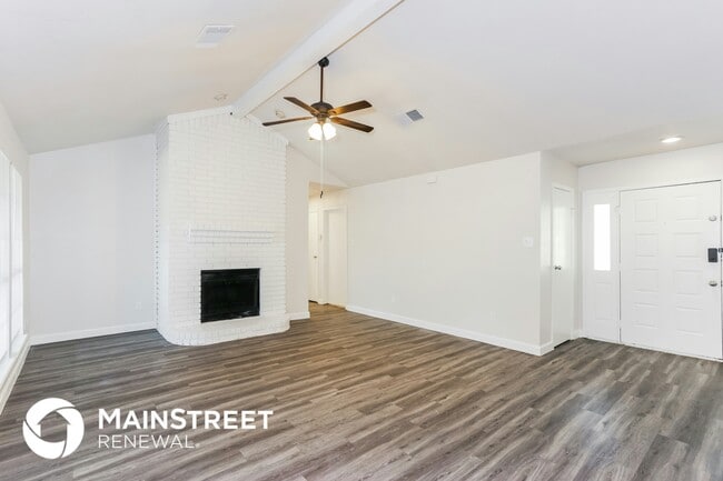 Photo - 2401 Cypress Dr