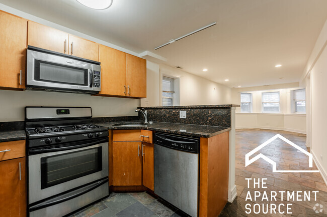 Building Photo - 3023 N Oakley Ave Rental