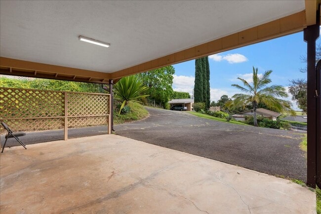 Photo - 515 Lower Kimo Dr