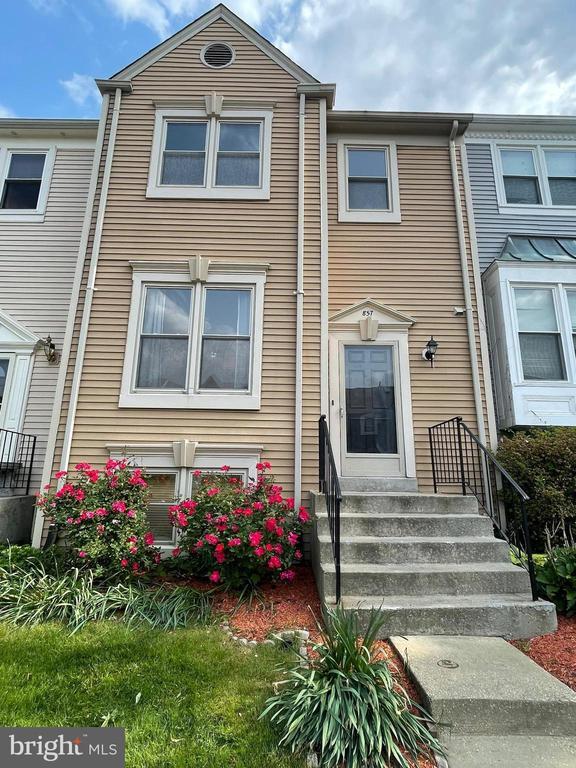 Building Photo - 857 Flagler Dr Rental