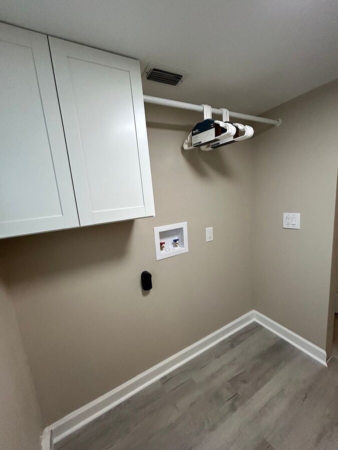 Photo - 1 BR/1 BA apartment in historic downtown Eustis--Laundry w/ W/D Hookups Unit 4