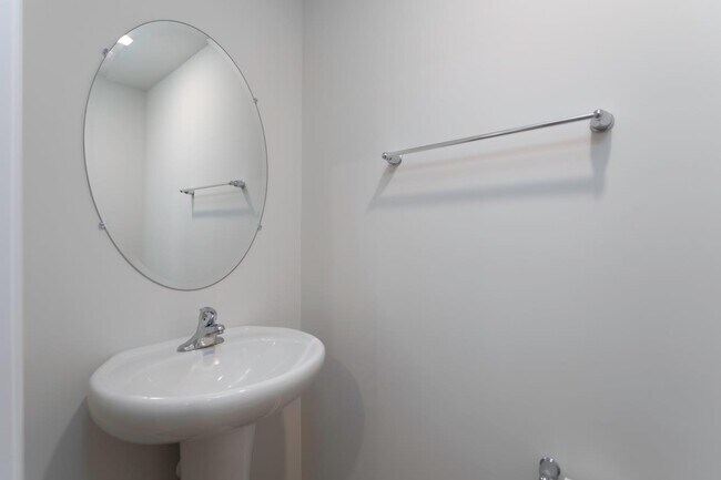 Photo - 128 JULIE Ln