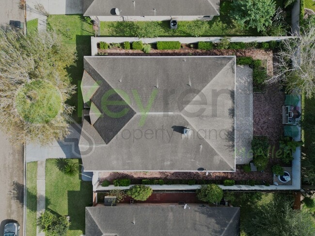 Photo - Gorgeous 4 bed/ 2 bath home in Sharyland P...