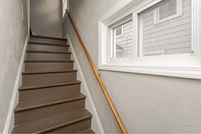 Photo - 3836 Upton Ave