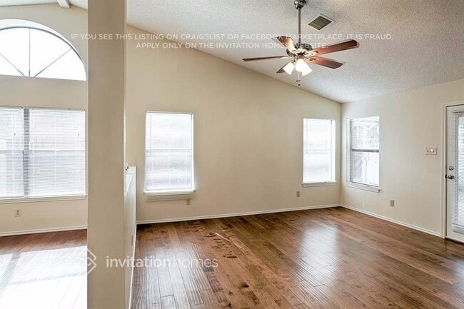 Photo - 1504 Mountain Side Dr
