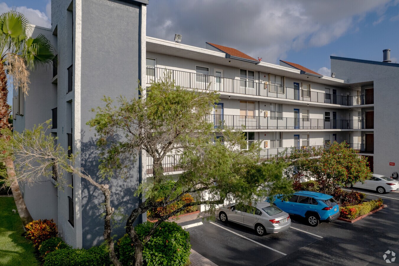 Deauville Village Condominiums - Deauville Village Condominiums