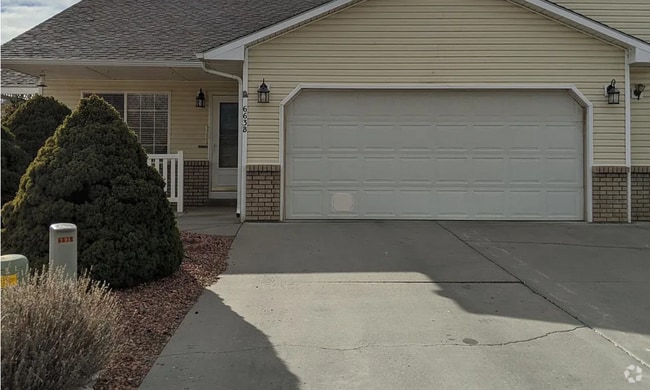 Building Photo - 663 Laredo Ct Rental