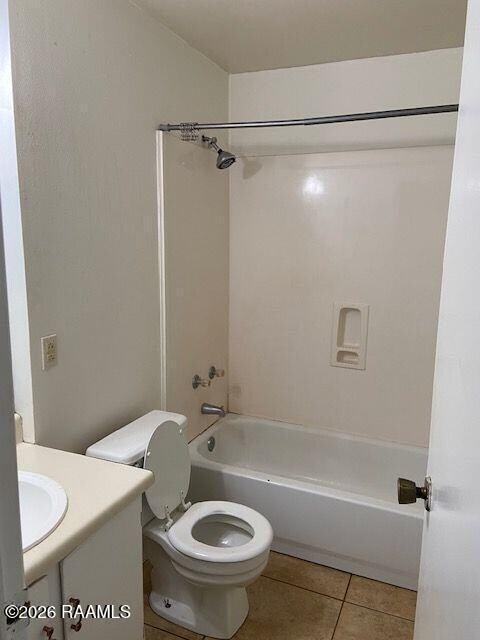 107 Black Cir