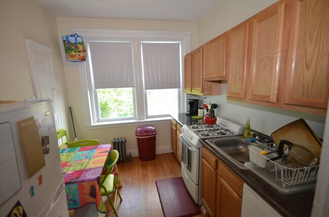 Building Photo - 1691 Commonwealth Ave Unit 19 Rental