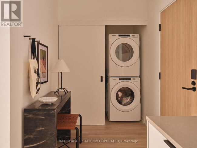 Photo - 65 Trinity St Unité 338