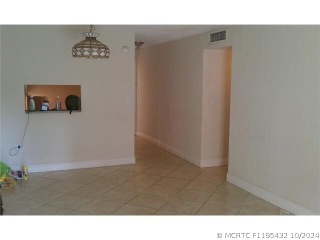 Building Photo - 4920 NW 79th Ave Unit BG6103