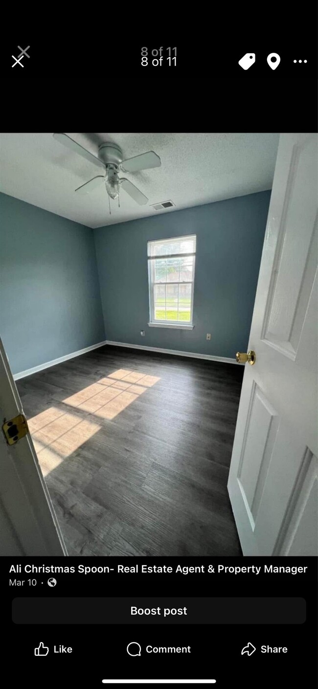 Photo - 90 Harmony Dr W