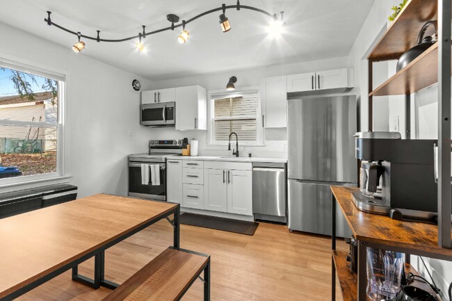 Photo - 914 Quincy St Unidad 916