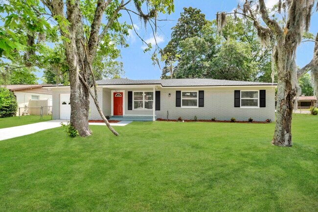 Photo - 4473 Jade Dr W