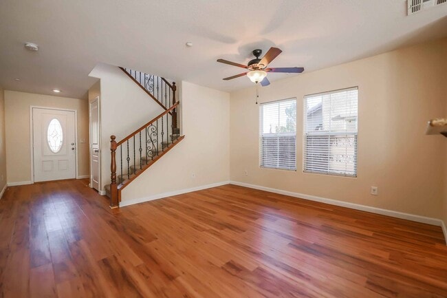 Photo - 3 BEDROOM HOME IN HENDERSON!