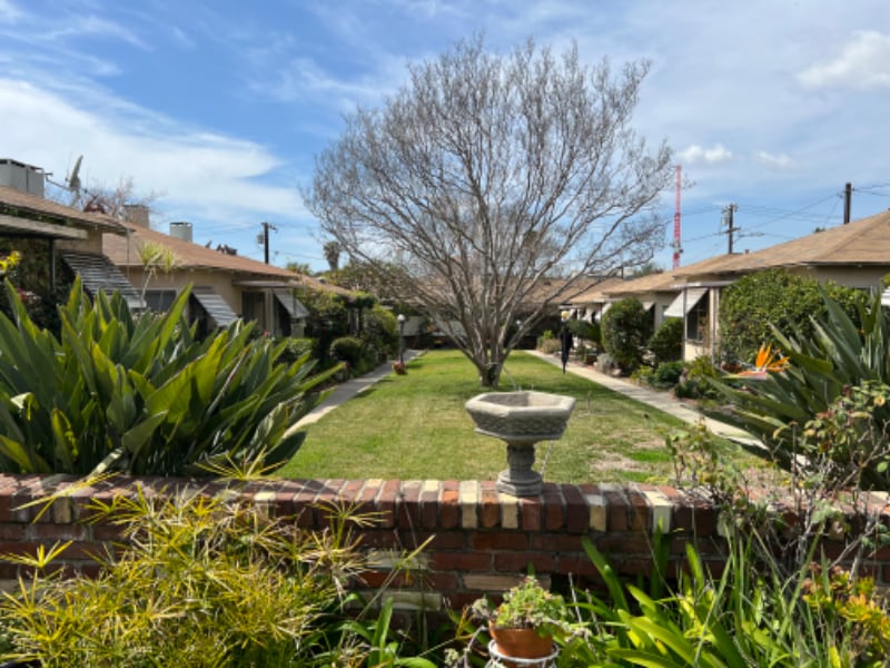 Photo - 645 S Marengo Ave Unidad F