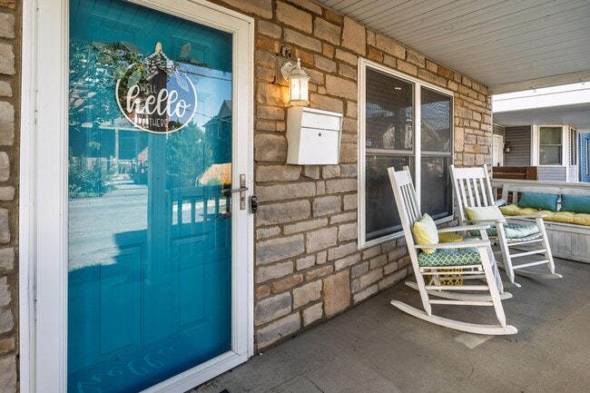 38 Hawkes Ave