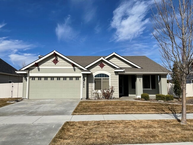 Photo - Beautiful 2 bed, 2 bath home with office/3rd bedroom in Eagle just off State and Linder in the Pr...