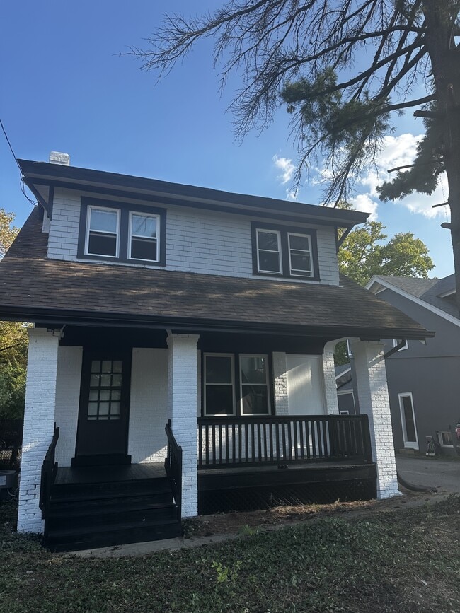Building Photo - 6232 Montgomery Rd Rental
