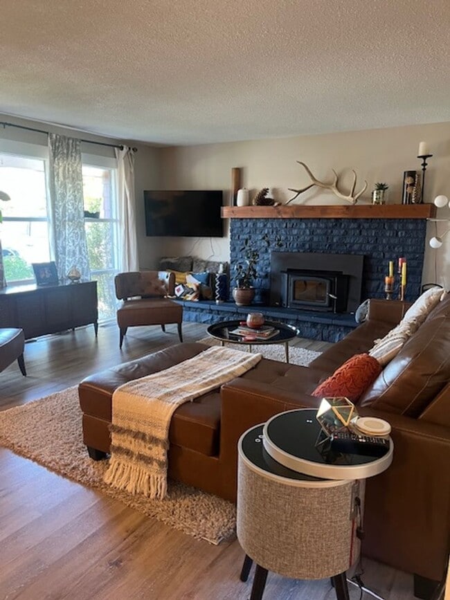Photo - ? **Charming Single-Level Home Just Minute...