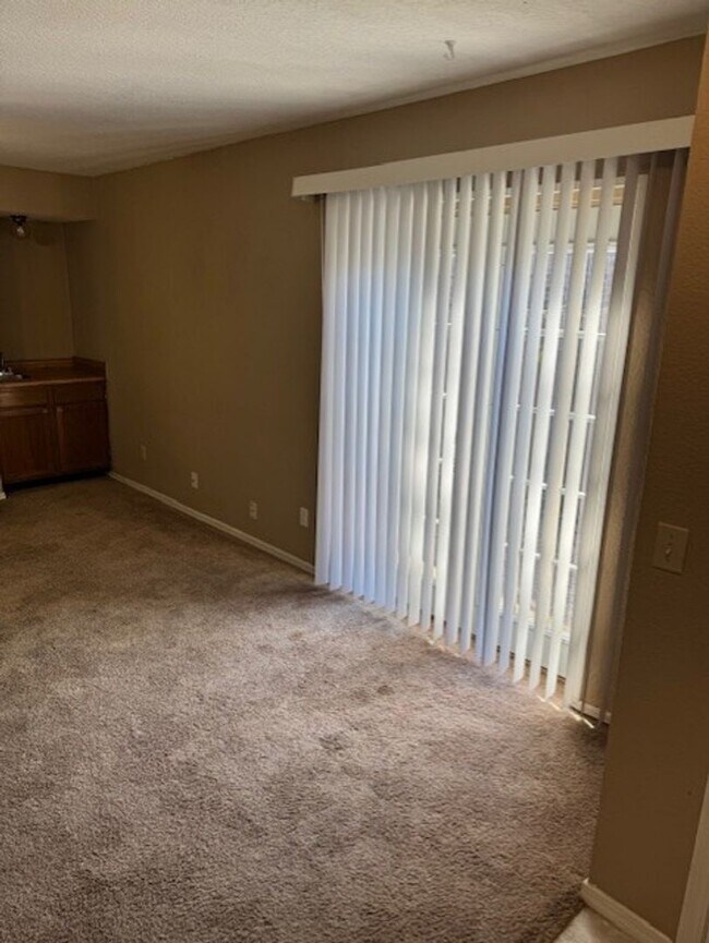 Photo - 1328-1330 Eastgate Unidad 1328 Eastgate