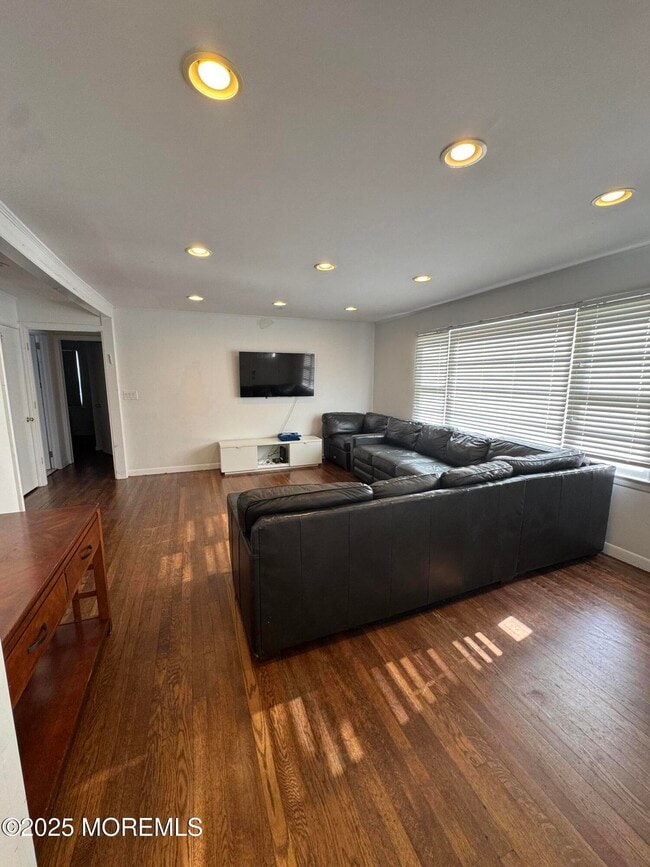 Photo - 259 Garfield Ave