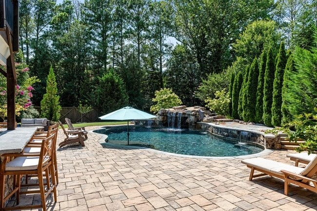 Photo - 4020 Manor Oak Cir