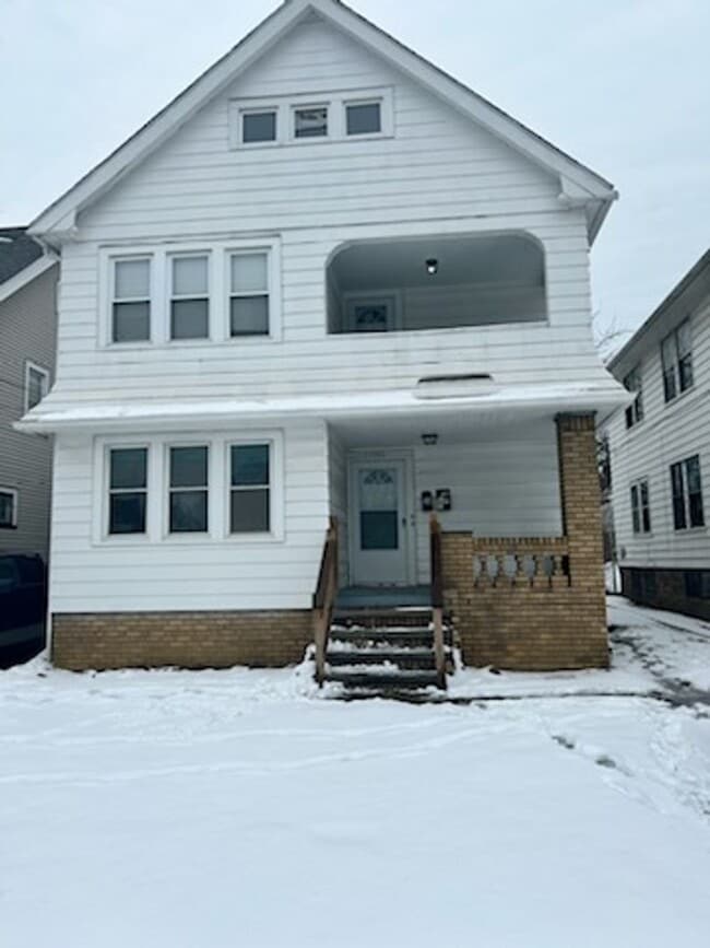 Building Photo - 11304 Thrush Ave Unit Down