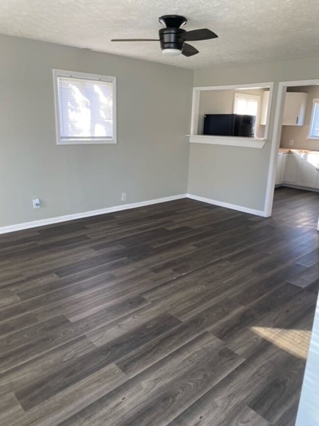 Photo - Renovated 2 Bedroom / 1 Bathroom Available...
