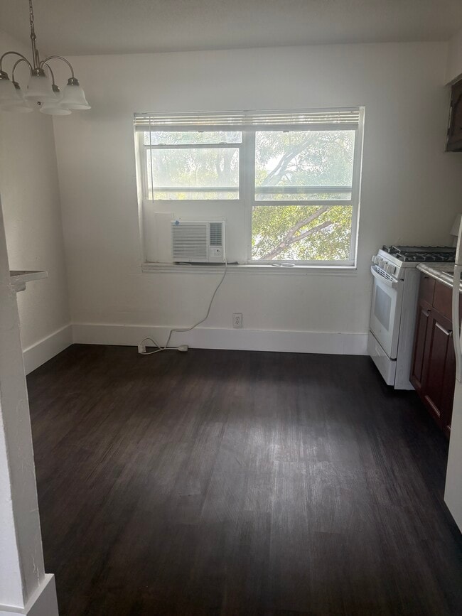 Photo - 535 7th St Unidad 4