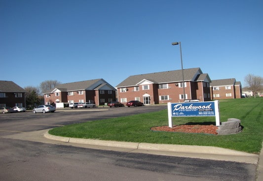 Photo - Parkwood Apartments