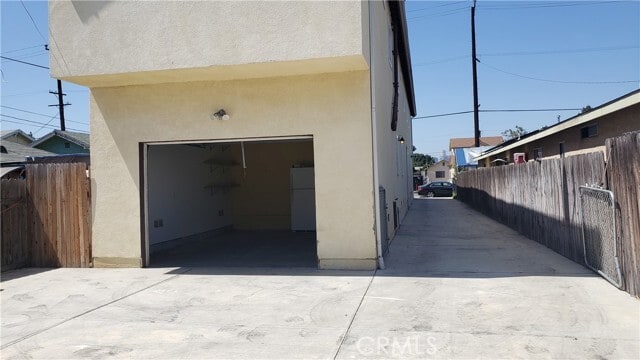 Photo - 718 E 40th Pl Townhome