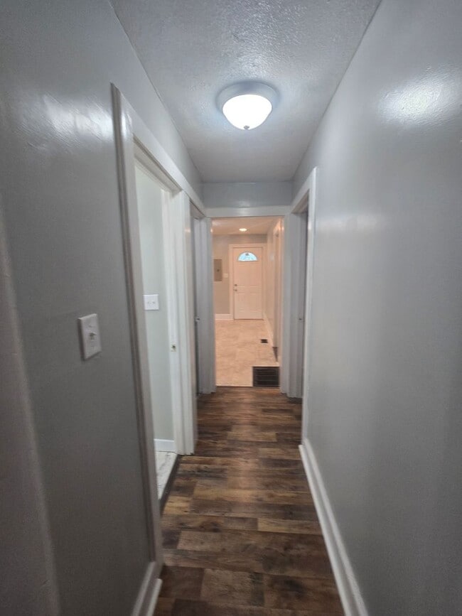 Photo - 1314 W 26th St