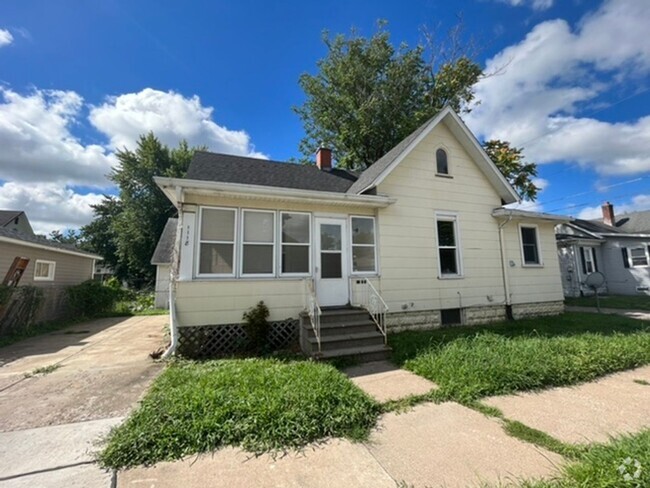 Building Photo - 2 Bed House