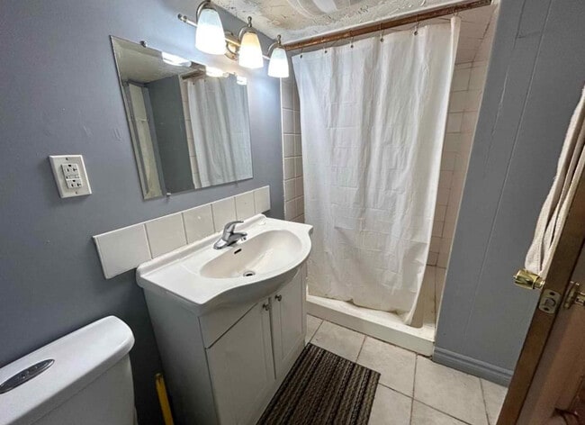 Photo - 27 Paradise Rd S